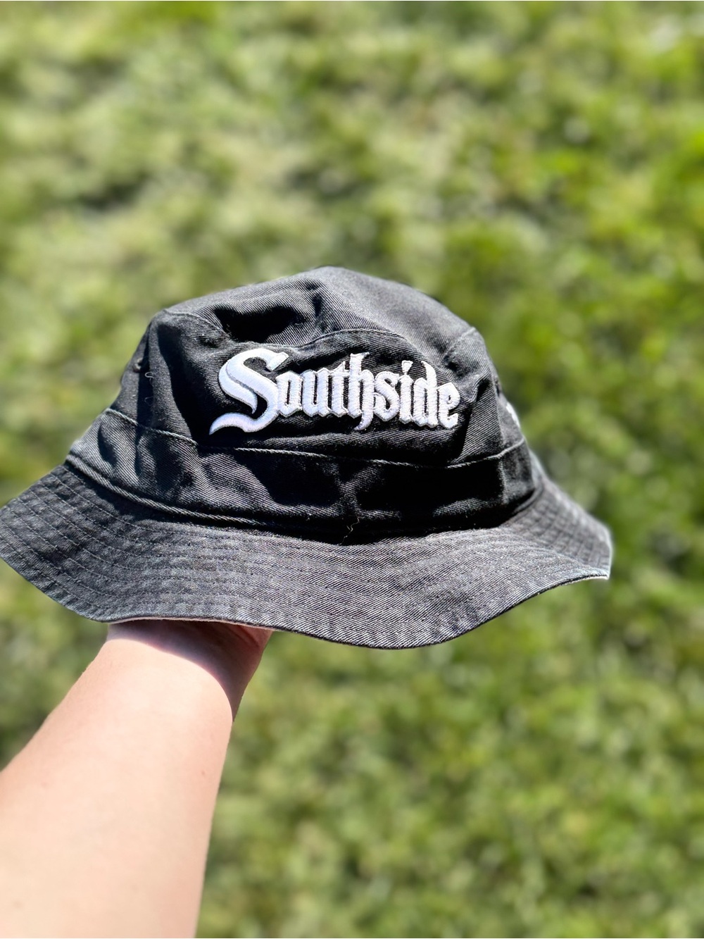 47 Black 'Southside' Embroidered Bucket Hat